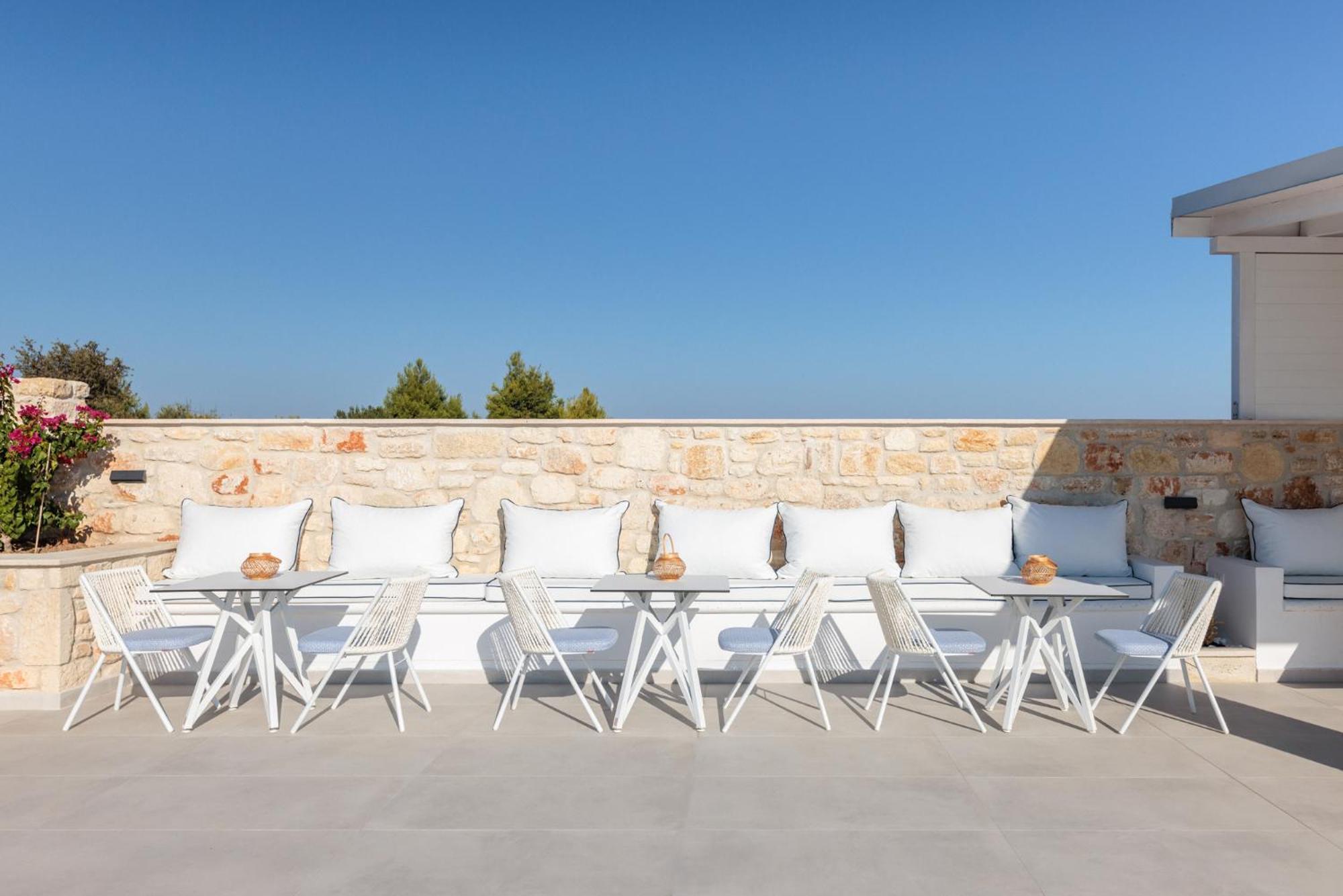 Anna Mare Luxury Apartments Afytos Exterior foto